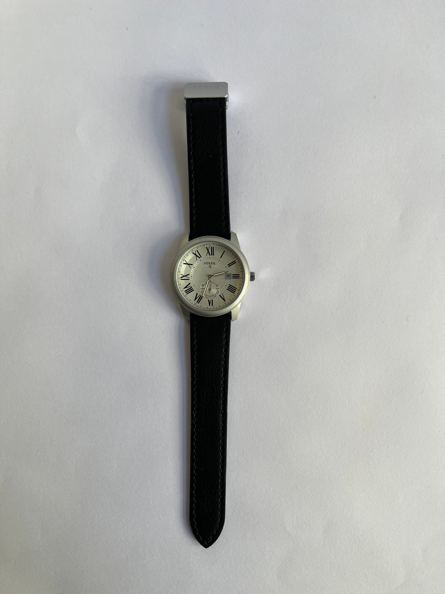 Fossil Q Men’s Classic Analog Watch with White Roman Dial & Black Leather Strap